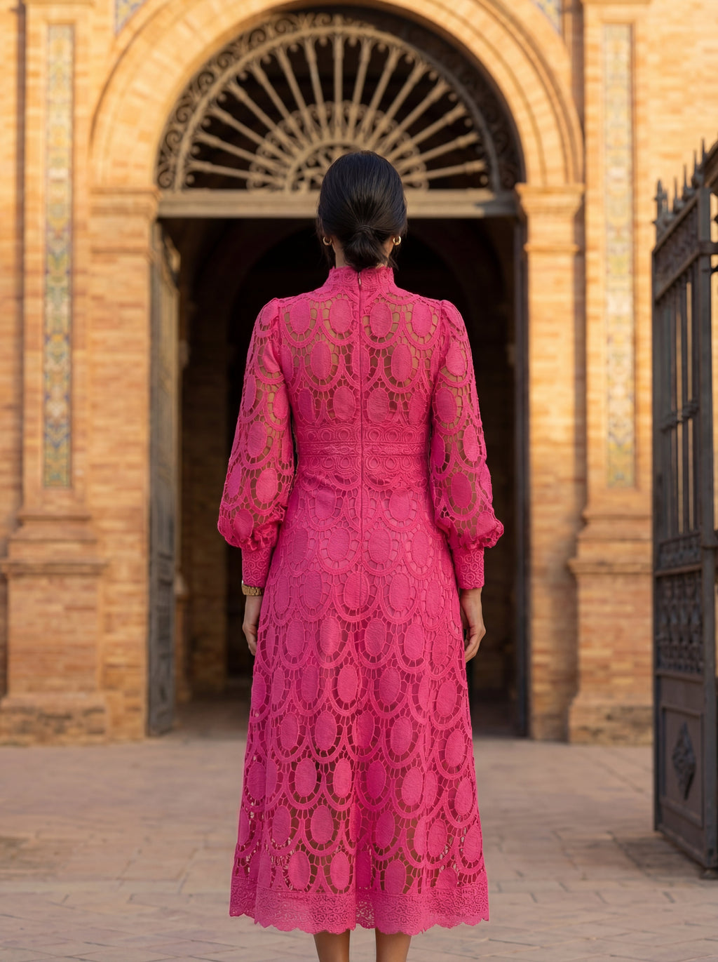 Rosa Encaje | Vestido midi para bodas